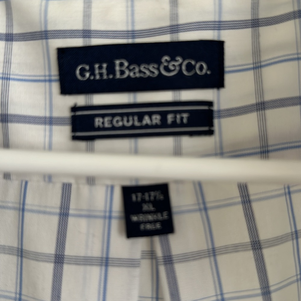 Shirt - Picture 3 of 4